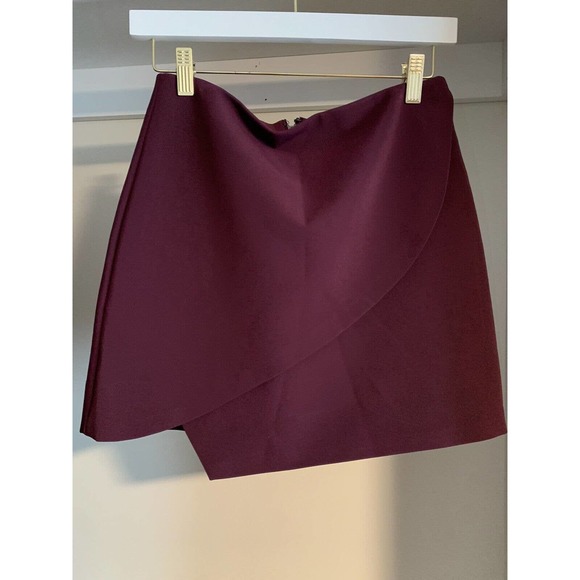 Alice + Olivia Semira Pleated Crossover Mini Skirt Women's 4 Purple Crepe Solid - Picture 3 of 6